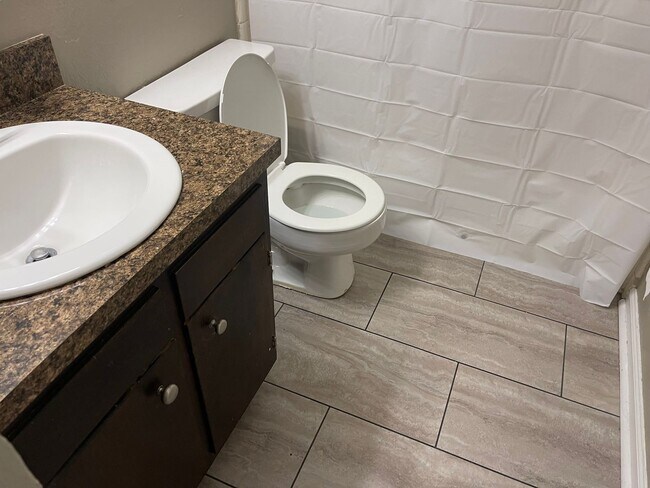 Building Photo - ES- WATSON WAY, LLC