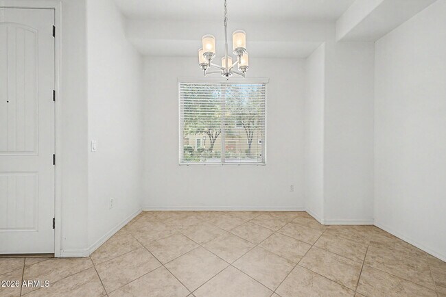 Building Photo - 5550 N 16th St