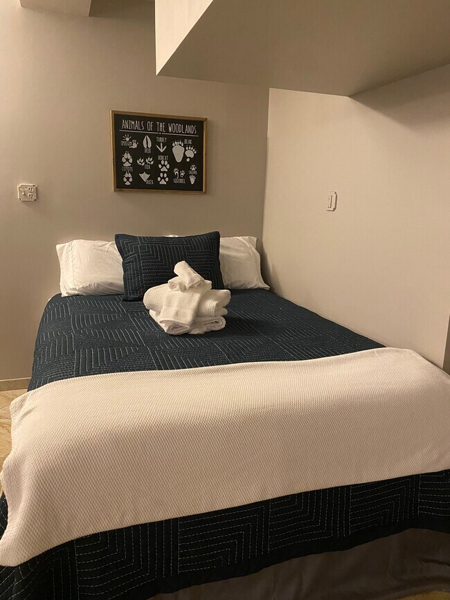 Building Photo - 512 Riverwalk Rdg Rd