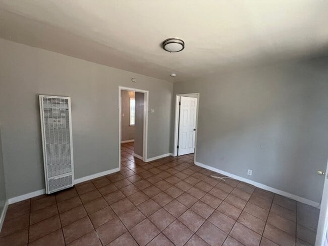 Foto del edificio - 2728 Orchard Pl