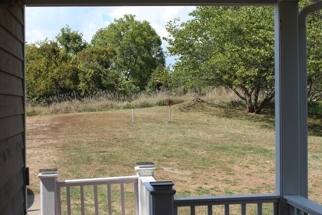 Escenario - 14300 Coolville Ridge Rd