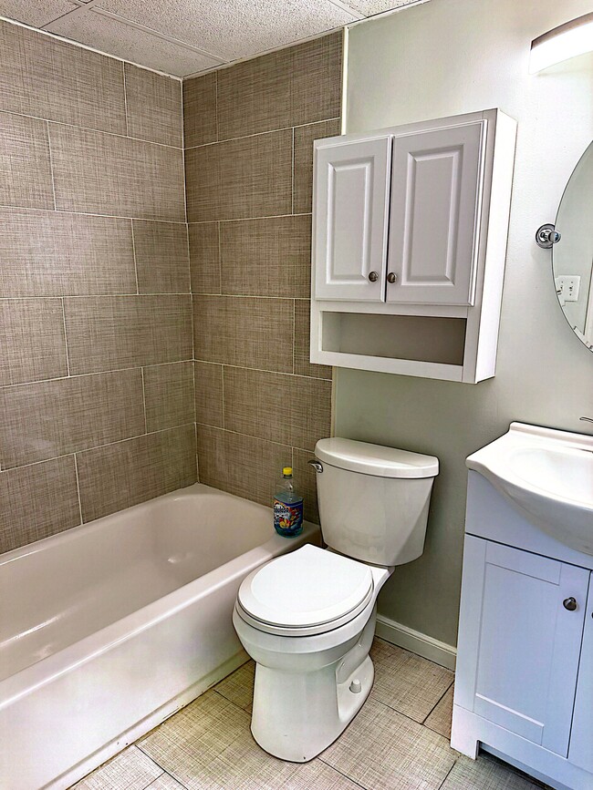 Foto del edificio - 1575 Street Rd