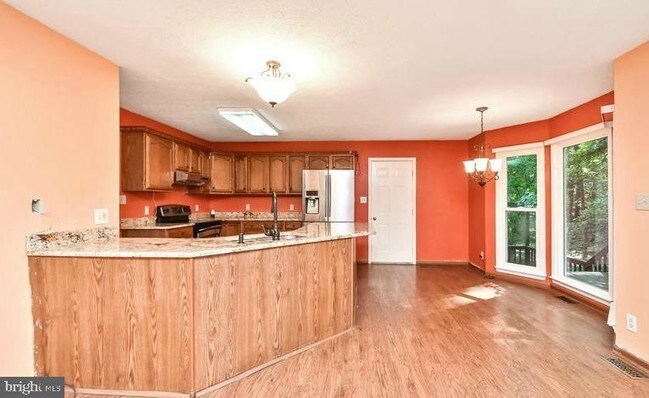 Building Photo - 6504 Forest Grove Dr