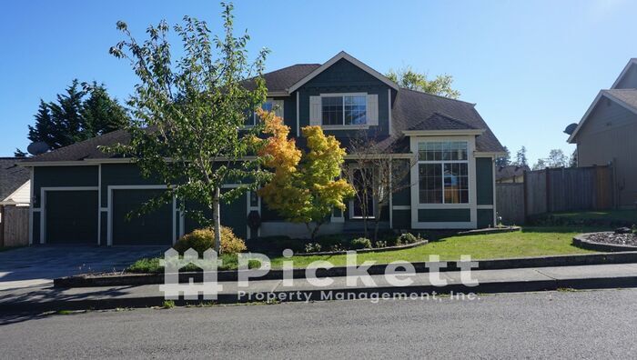 Primary Photo - 3 Bedroom Poulsbo Home Within Walking Dist...