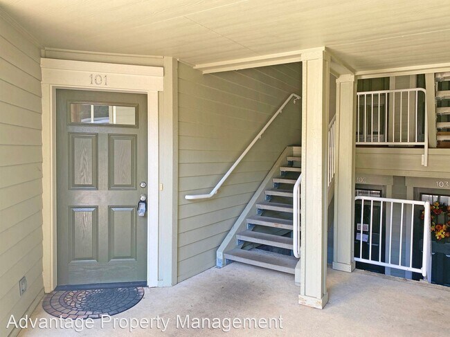 Building Photo - 3 br, 2 bath House - 6298 SW Grand Oaks Dr...