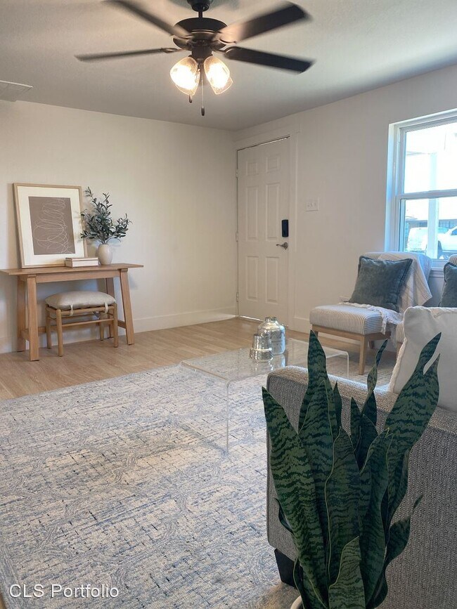 Foto del edificio - 4 br, 2 bath House - 1115 Maple Ave