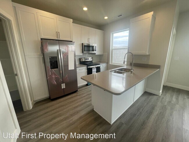 Foto del edificio - 3 br, 2.5 bath House - 3877 S Bullion Dr