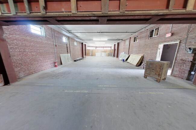 Foto del edificio - 2000 Reynolds Ave