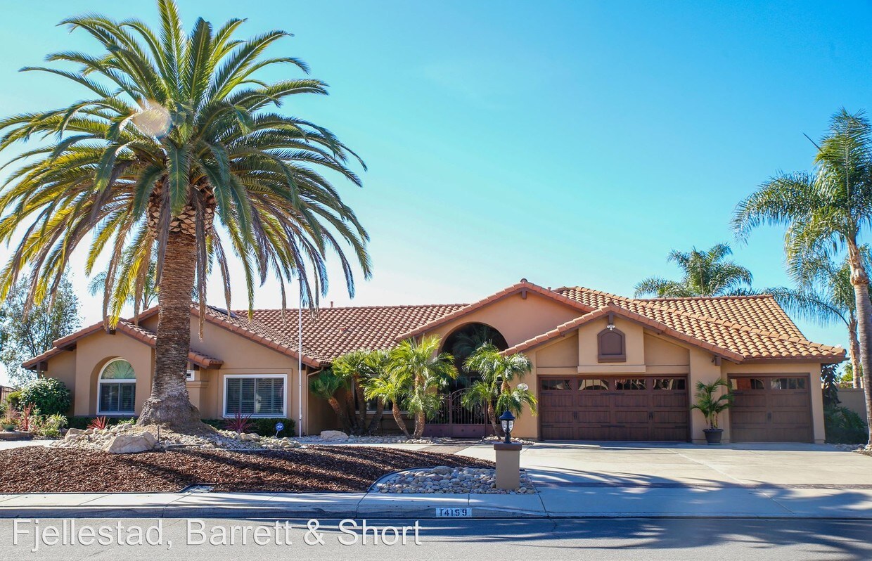 Primary Photo - 14159 Palisades Dr