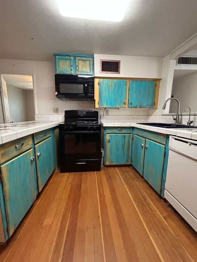 Building Photo - 2949 N Flanwill Blvd