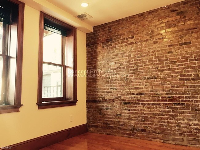 Foto del edificio - 2 br, 1 bath Apartment - 661 Tremont St