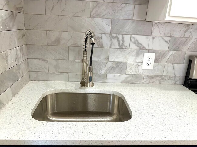 Foto del edificio - 4024 Spring Garden St