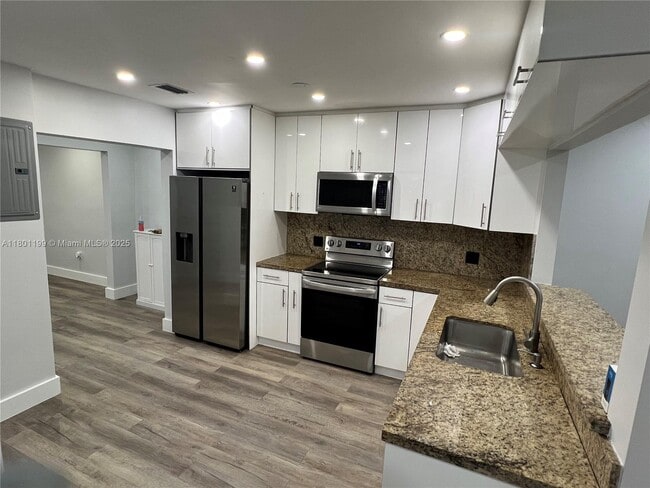 Foto del edificio - 3815 SW 89th Ave