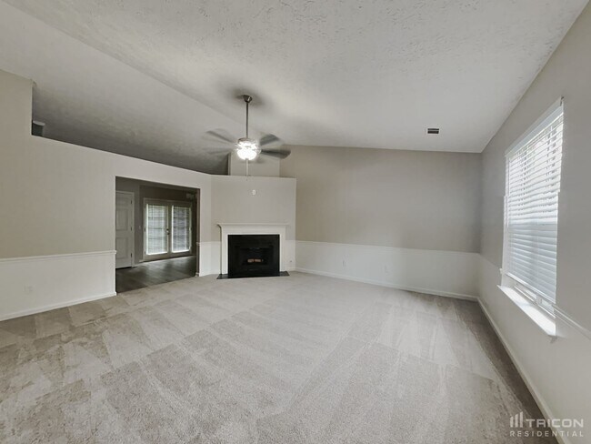 Building Photo - 1008 Braddock Cir