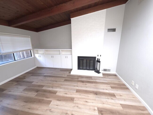 Foto del edificio - 2217 W Polk Way