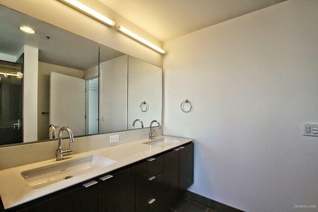 Foto del edificio - 1788 Clay St