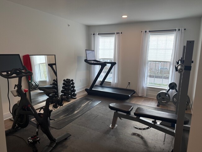 Building Photo - 245 Limehouse Rd