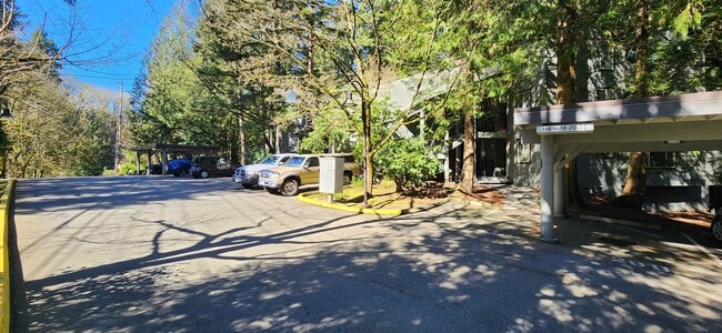 Building Photo - 14620 NE 80th Pl