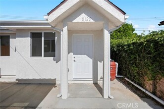 Building Photo - 8126 Moorcroft Ave