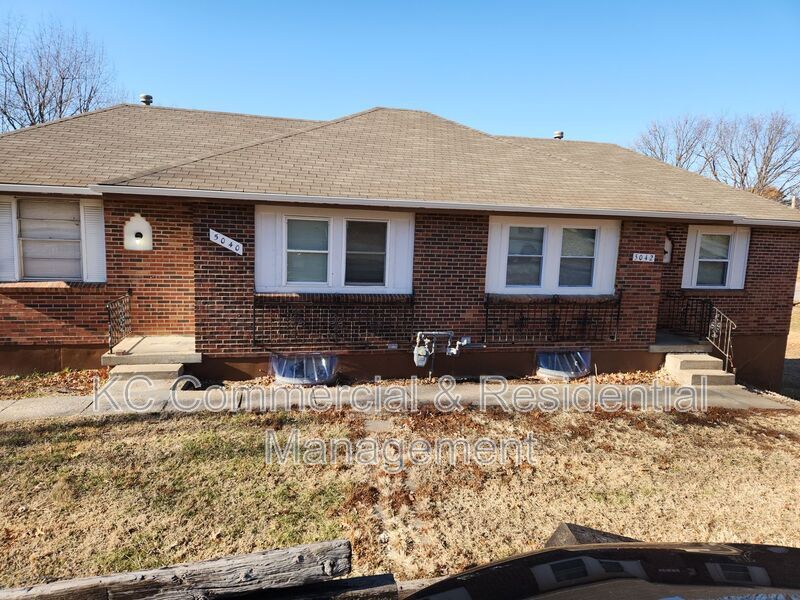 Foto principal - 5042 N Topping Ave