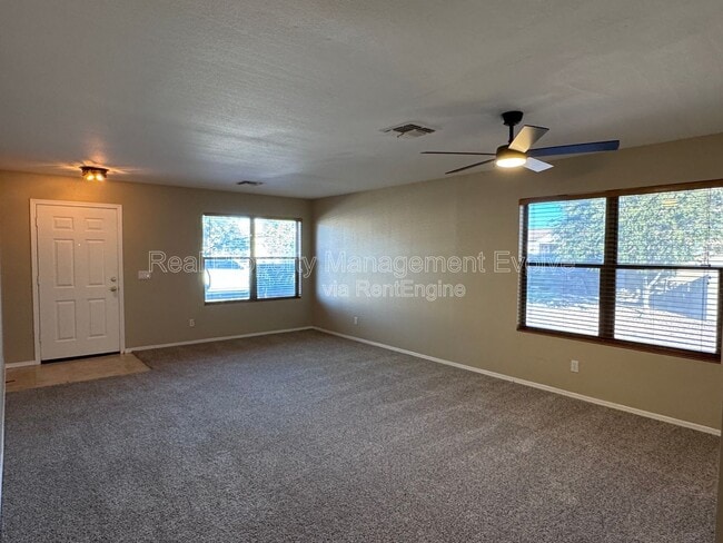 Foto del edificio - 3045 W Silver Sage Ln