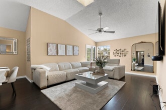 Building Photo - 5359 Buckhead Cir