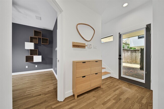 Building Photo - 4205 Eigel St