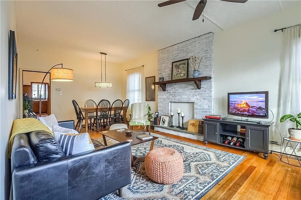 Living/Dining Room - 60 Maplewood Ave
