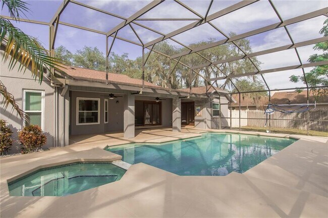 Building Photo - 8026 Steeplechase Blvd