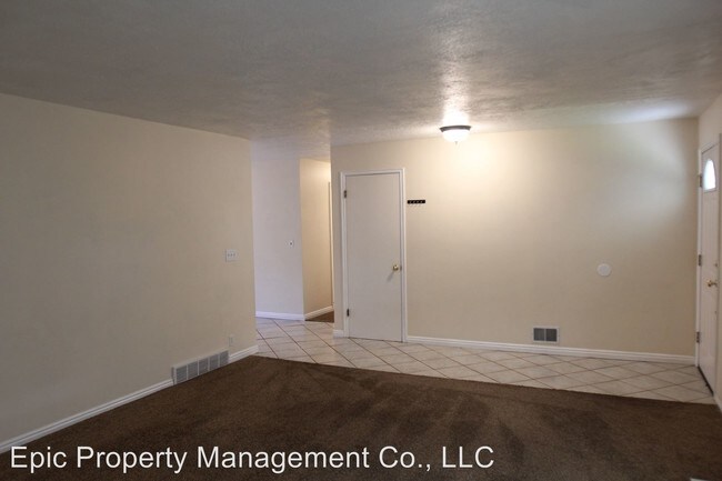 Foto del edificio - 676 W 4800 S