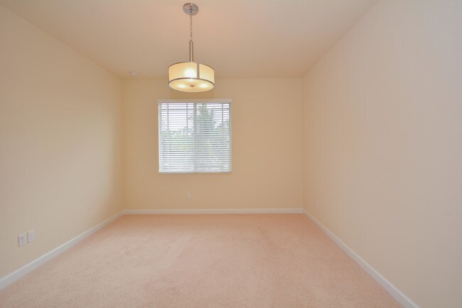 Foto del edificio - 171 NW Emerson Place