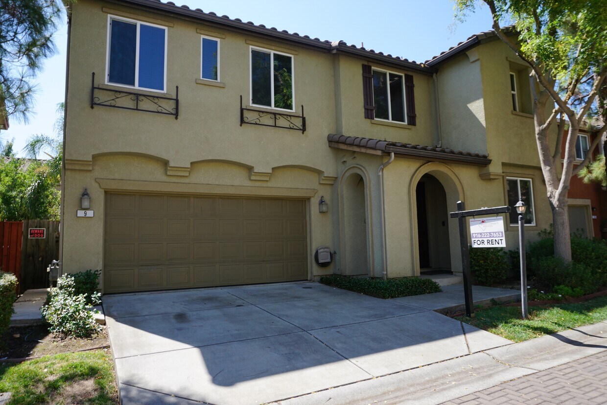 Photo - 9 Dulcibbella Pl (Sacramento, CA)