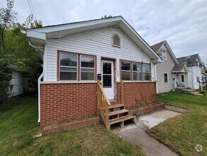 Building Photo - 723 N Frances St