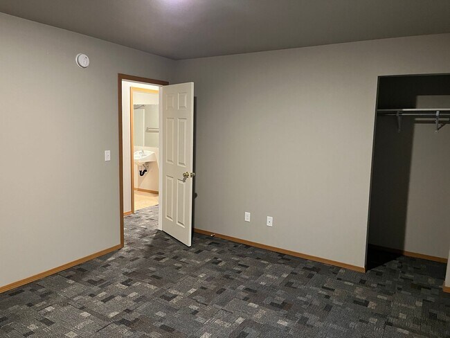 Foto del edificio - 304 E P St