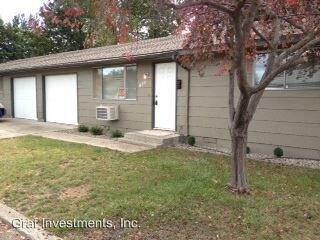 Building Photo - 130-132 E Home Ave