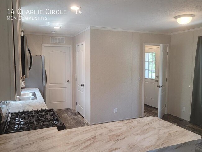 Building Photo - NEW 3 BED/2BATH HOME! 14 Charlie Circle, L...