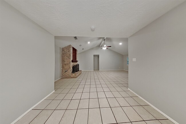 Foto del edificio - 19403 Westhaven Dr