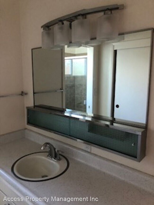 Foto del edificio - 3 br, 2 bath House - 6094 Ralston Ave