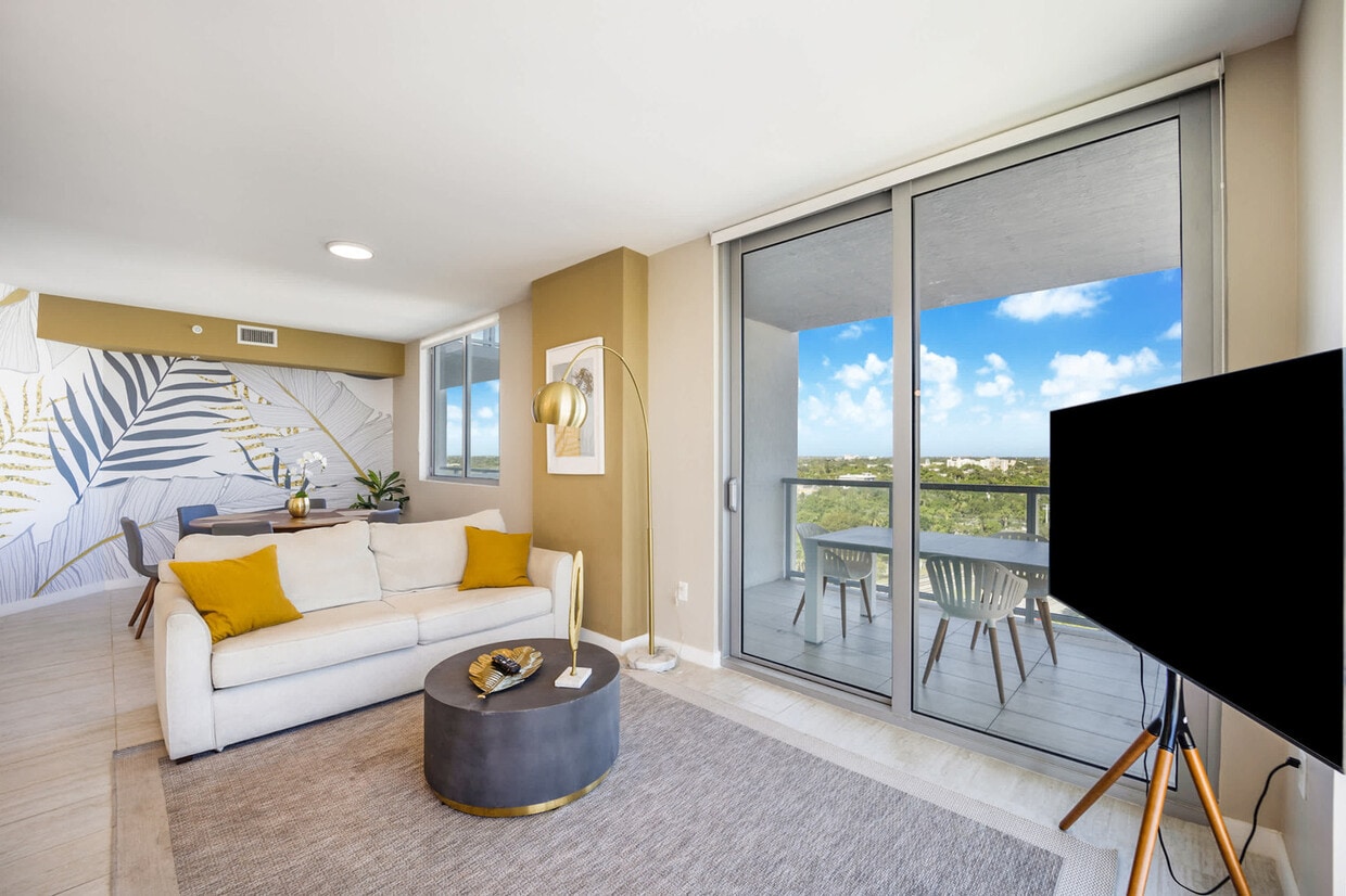 Foto principal - 3900 Biscayne Blvd