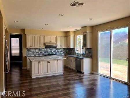 Foto del edificio - 14275 English Setter St