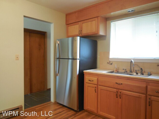 Foto del edificio - 3 br, 1 bath House - 10401 SE 211th St
