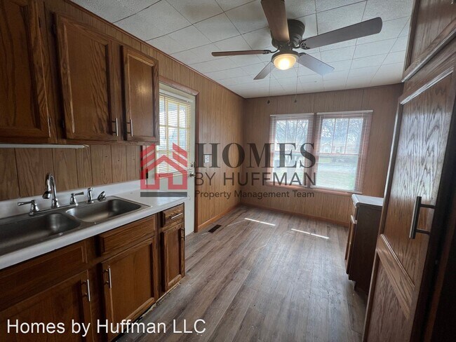 Building Photo - 2 br, 1 bath House - 2114 Cass Avenue