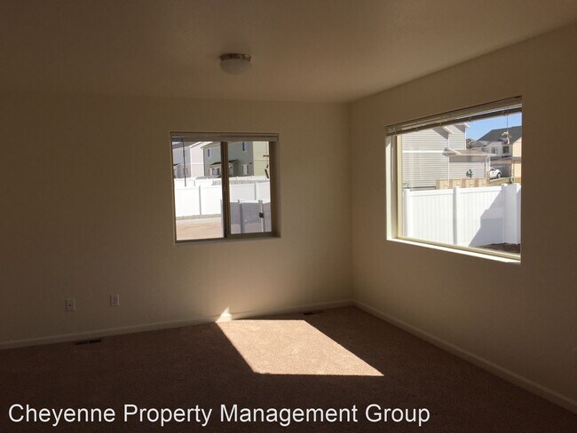 Building Photo - 4 br, 3.5 bath House - 3816 Firewalker Trail