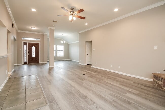 Building Photo - 410 Wisdom St