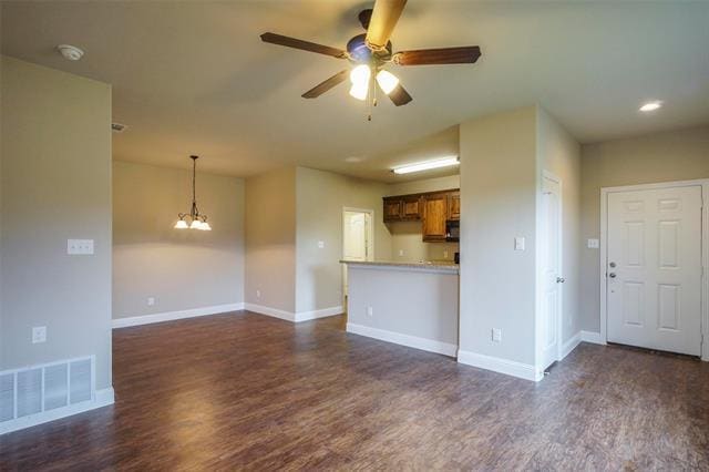Building Photo - 489 Canvas Ct