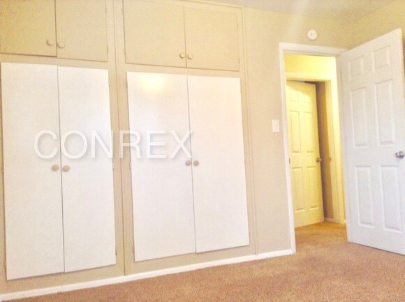 Building Photo - 3050 W 79th St