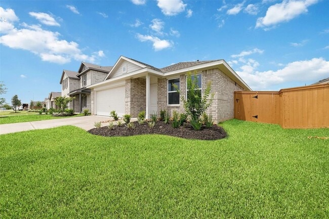 Building Photo - 3064 Huntersville Dr