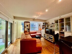 Building Photo - 400 Beale St