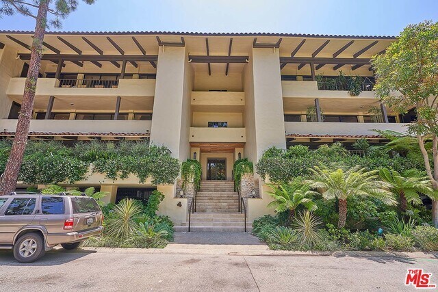 Building Photo - 2178 Century Woods Way