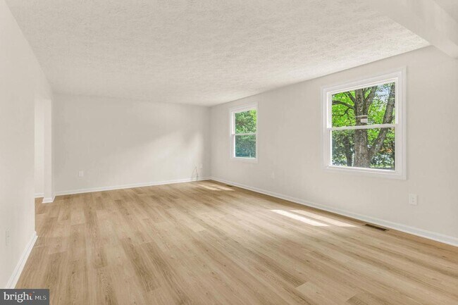 Foto del edificio - 10640 Gorman Rd